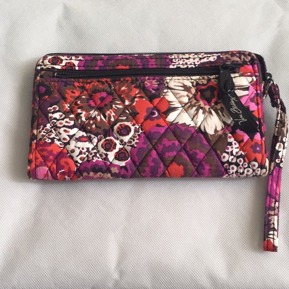 Vera Bradley wallet/wristlet - Picture 3 of 4
